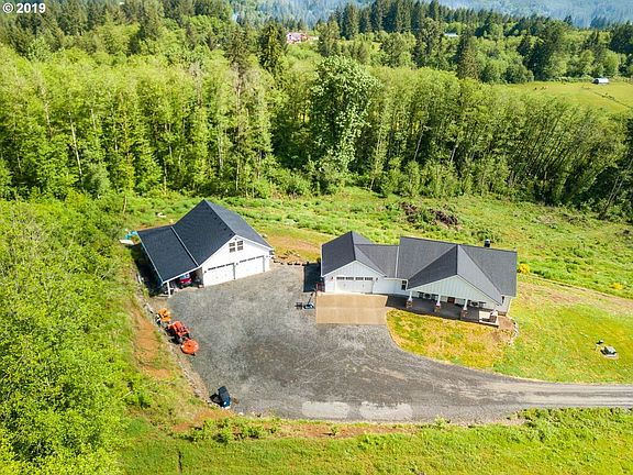 2nd image of 40708 NE 193rd Ct