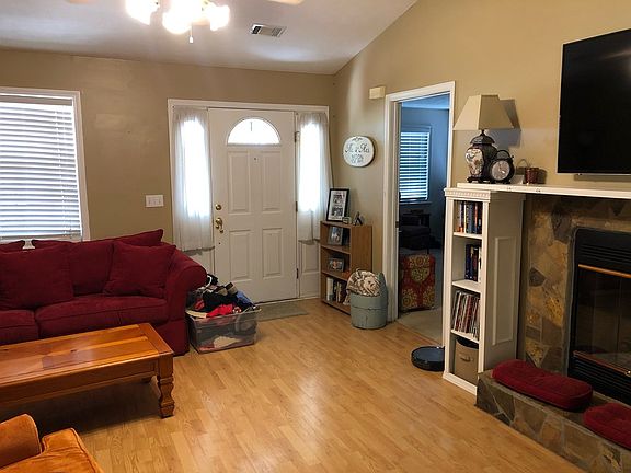 5th image of 222 Quail Dr