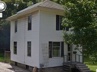 1005 W Willow St, Lansing, MI 48915