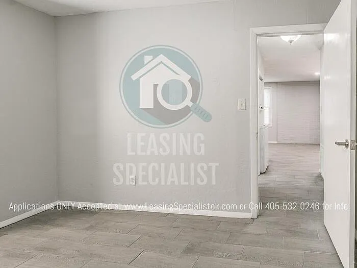 1025 Parsons St — Photo 25