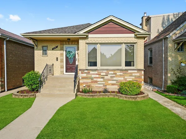 6041 S Tripp Ave, Chicago, IL 60629