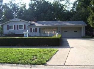 6220 Chase Dr, Mentor, OH 44060