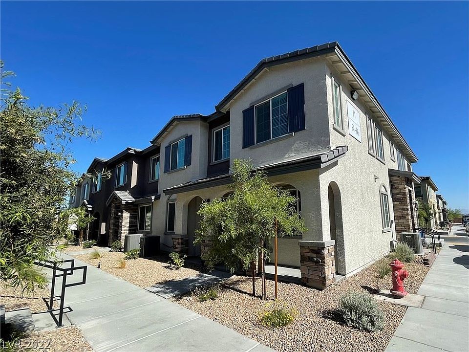 1st image of 20 Barbara Ln #65