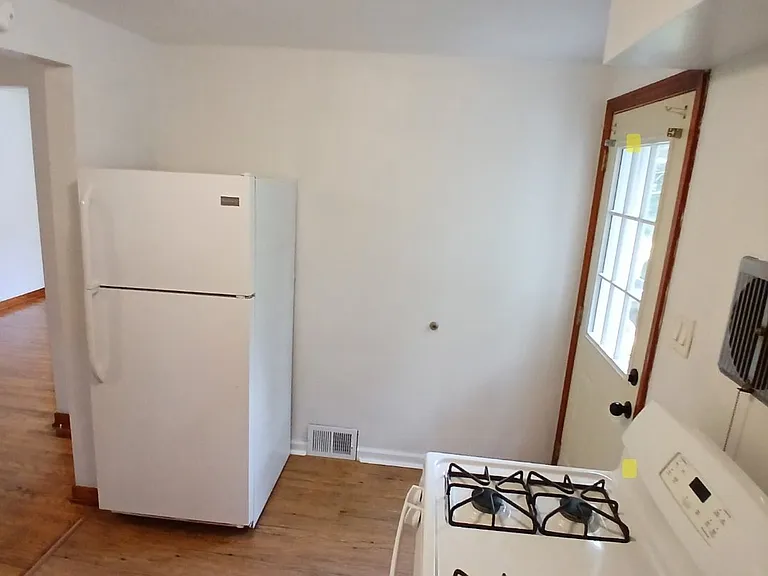 3422 Steele St — Photo 4