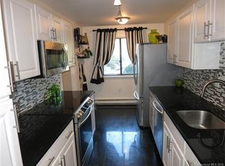 26 Margo Ct, Cromwell, CT 06416