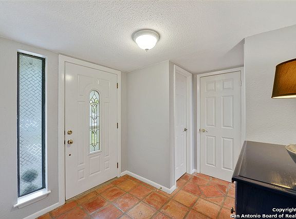 4th image of 8426 Echo Creek Ln #Ii
