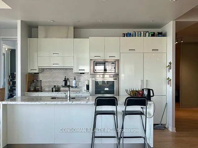 88 Park Lawn Rd #Penthouse 3101 — Photo 3