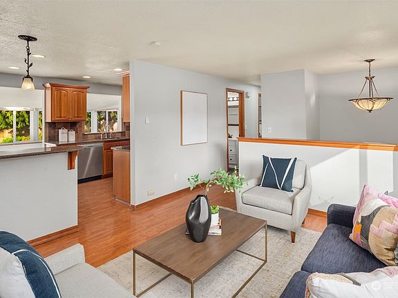 2nd image of 5614 123rd Avenue SE