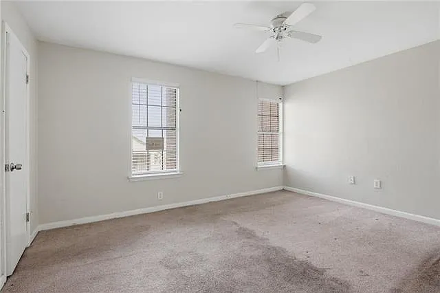 2 bed, 2.5 bath, 1368 sqft, $1,350 — Photo 3