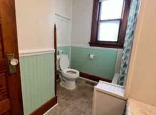 210 N 1st Ave APT A, Evansville, IN 47710
