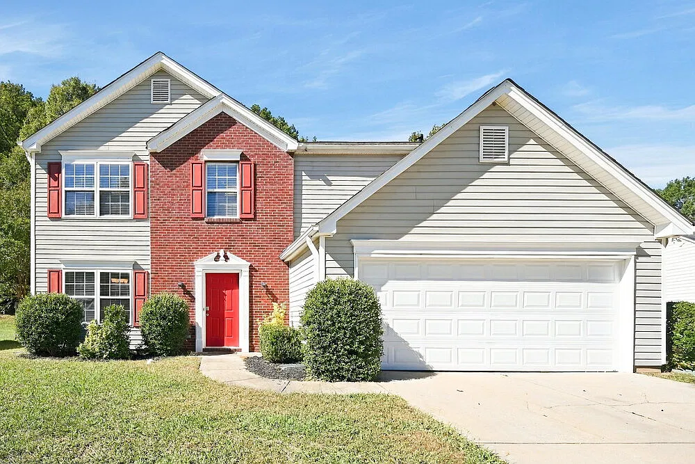 3 bed, 2.5 bath, 1880 sqft, $2,050 — Photo 1