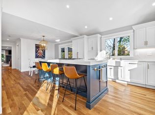 25 Falmouth Rd, Arlington, MA 02474