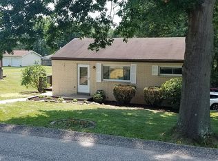 221 Sharon Grange Rd, Aliquippa, PA 15001