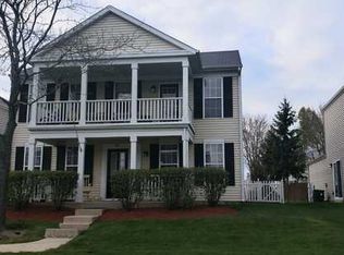 954 Symphony Dr #954, Aurora, IL 60504