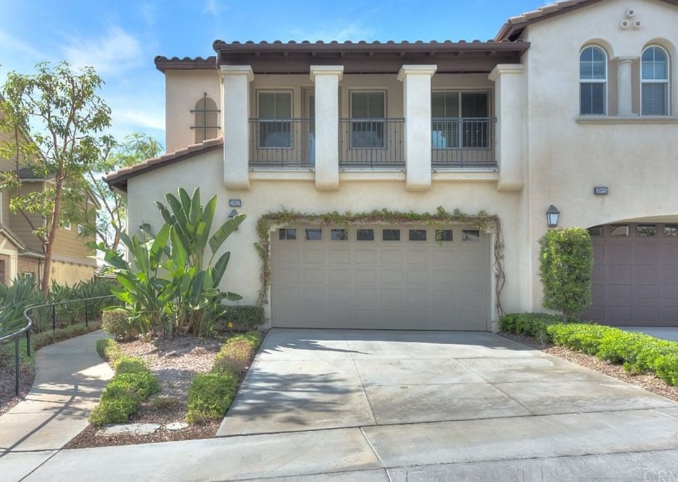 2nd image of 3967 Balmoral Dr
