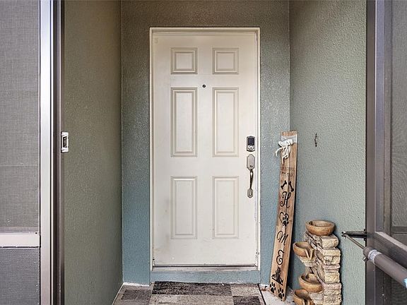 4th image of 3049 Merlot Way