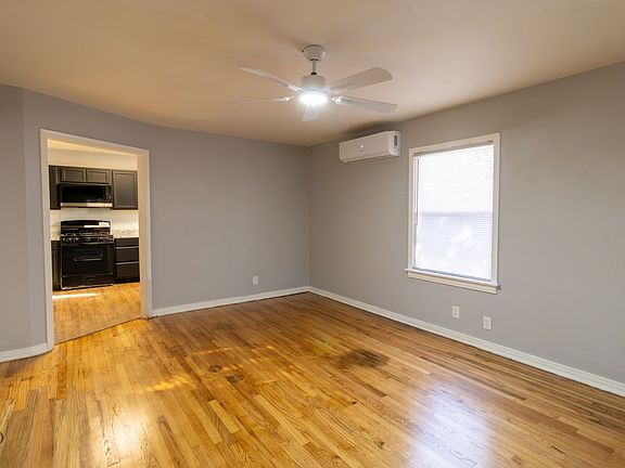 5th image of 3206 9th St