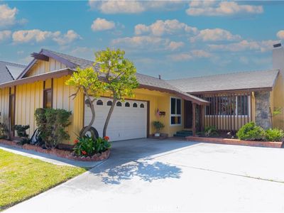 8471 Santa Margarita Ln, La Palma, CA, 90623