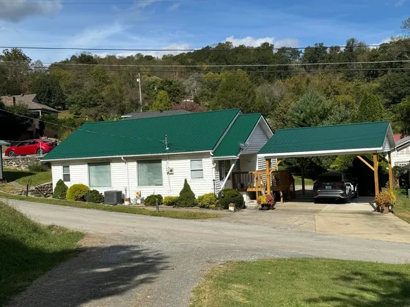 84 Scenic Dr, Baxter, KY 40806