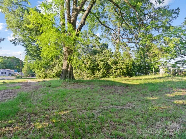 LOT 11 E Iowa Ave, Bessemer City, NC 28016