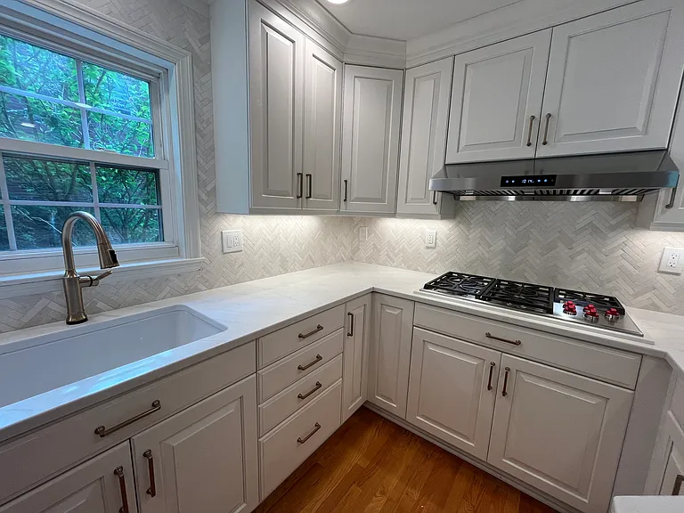 162 Mayfair Dr — Photo 6