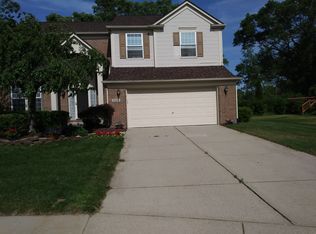 8328 Parkside Dr, Westland, MI 48185