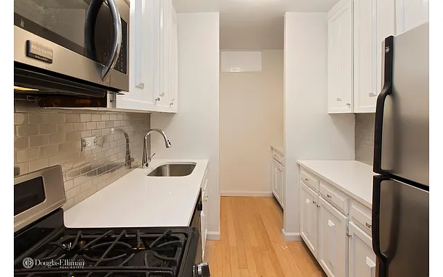 Rented by Douglas Elliman | media 13