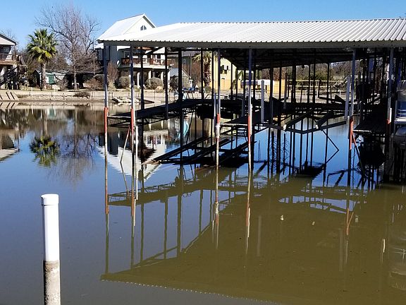 5th image of 122 Bonny Cove Dr