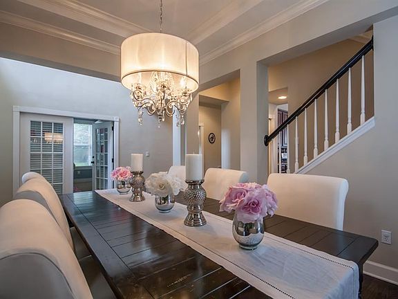 5th image of 10304 Marchmont Ct