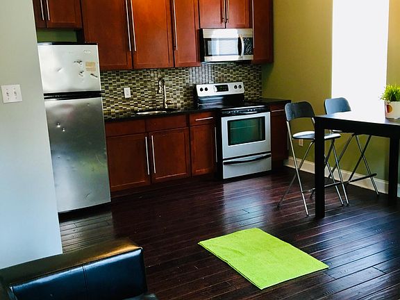 4th image of 1739 Cecil B Moore Ave #2