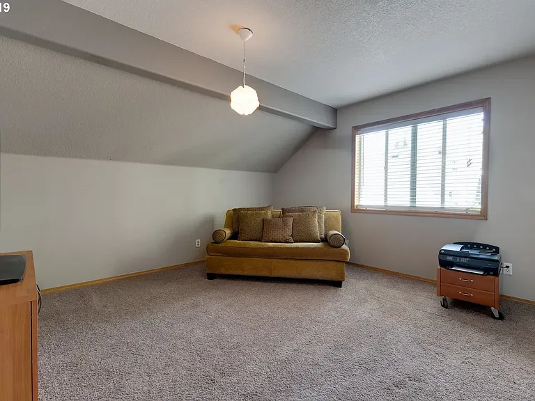 9610 SW 158th Ave — Photo 16