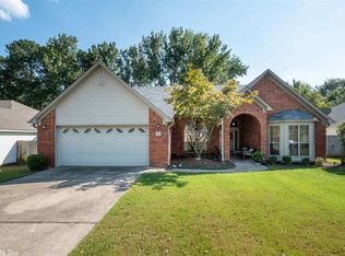 818 Bridgewater, Benton, AR 72019