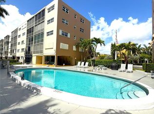 300 NE 14th Ave APT 307, Hallandale, FL 33009