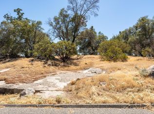 1 Moccassin Ct, Coarsegold, CA