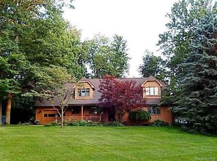 5355 Jewell Rd, Howell, MI 48843