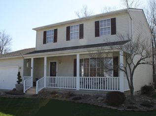 325 Xavier St, Elyria, OH 44035