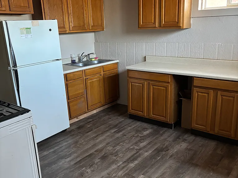 2020 Avenue D #2 — Photo 3