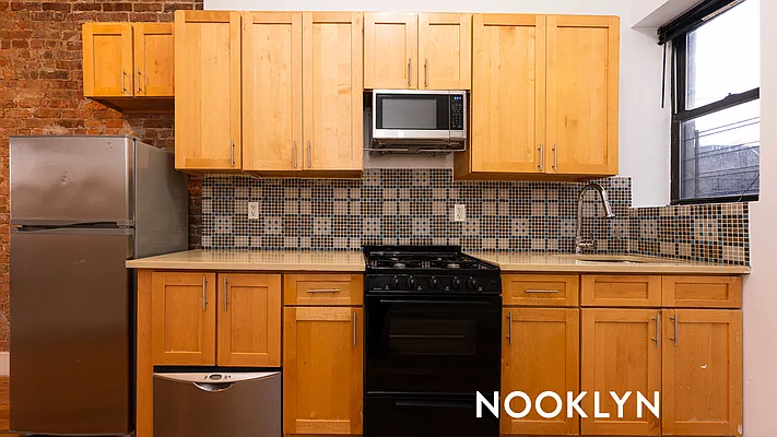 Rented by Nooklyn NYC LLC | media 16