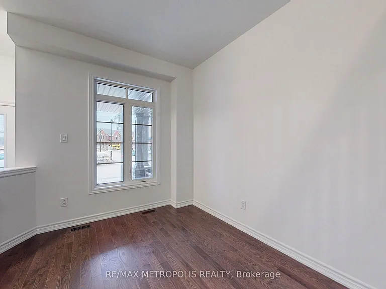 9 Caton Ln — Photo 10