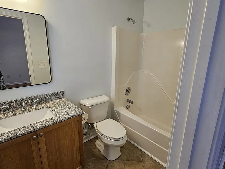 417 Brecknock Ct — Photo 11