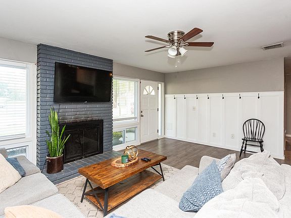 4th image of 3190 Kingsley Dr