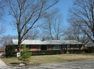 4808 Arrowhead Dr, Dayton, OH 45440