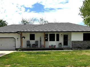 317 Caroline Dr, Frontenac, KS 66763