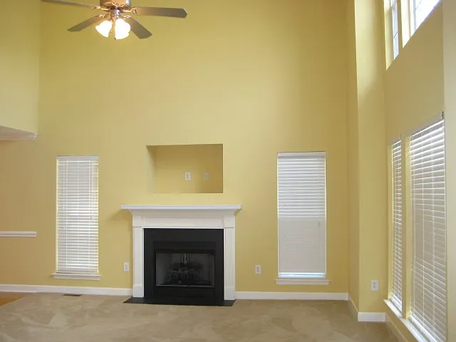 119 Normandy Dr — Photo 4