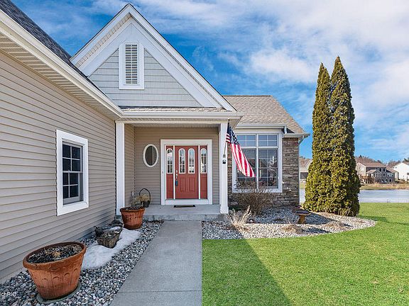 4th image of 6735 Windflower Way