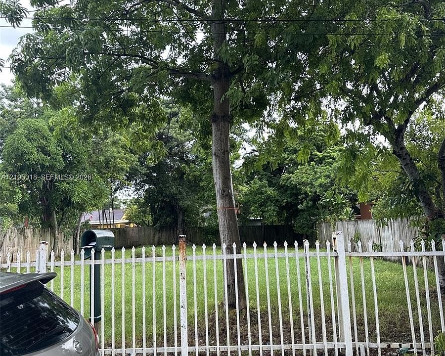 1st image of 1738 NW 31st St