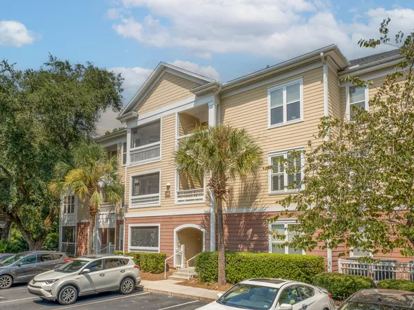 300 Bucksley Ln Unit 104, Daniel Island, SC 29492