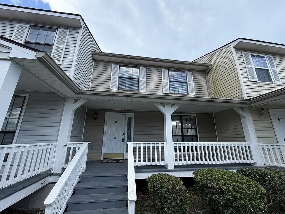 912 Pineland Ave #51