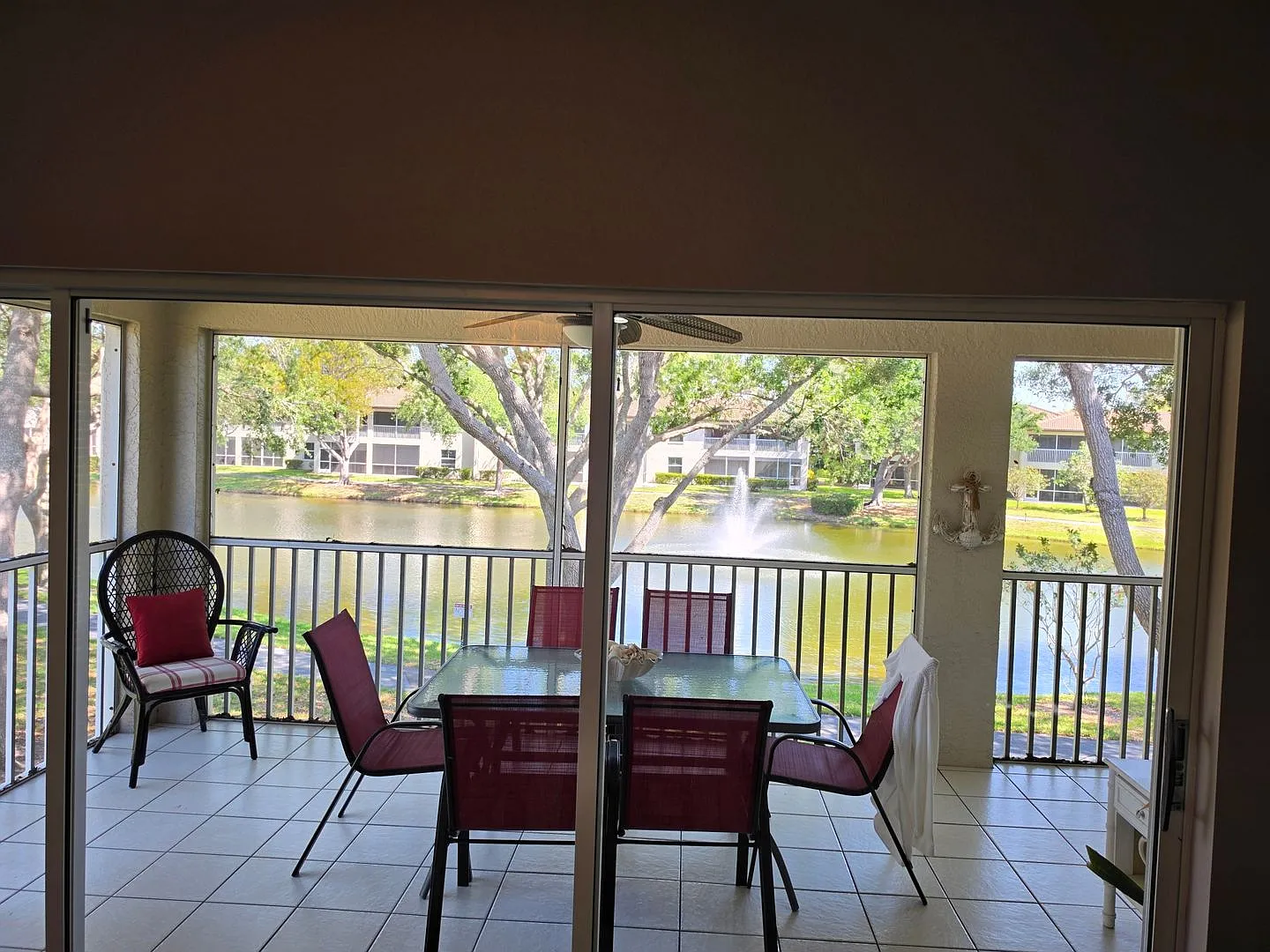 ** 3/2 Stunning Waterview Condo Ready For A Seasonal Tenant January-March Or February-April Only ... — Photo 1