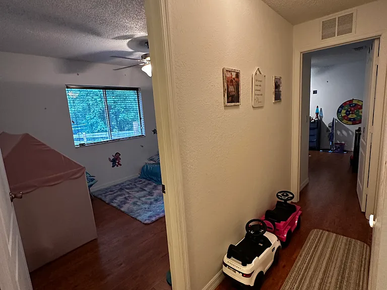 6476 Larry Ave — Photo 11
